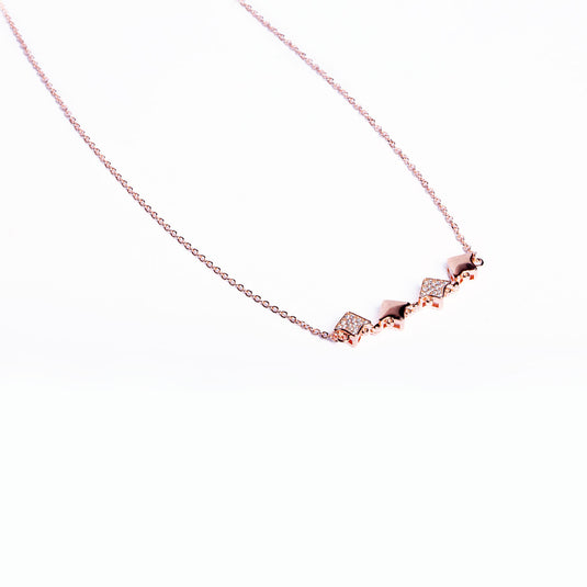 Rosegold Clover Pendant Neckpiece