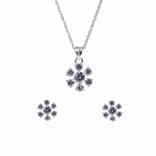 Star Shine Silver Floral Neck Pendant with Chain and Earrings